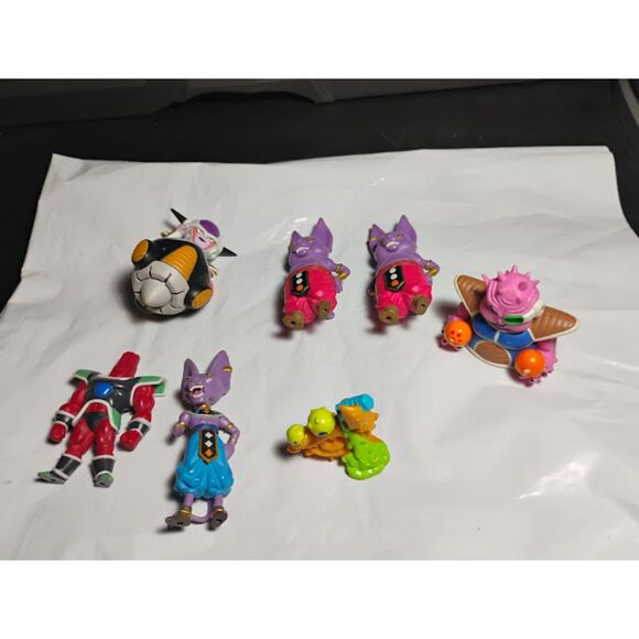 Lot of 7 Dragon Ball Z Figures Broken Incomplete & Good For Parts - Picture 1 of 8
